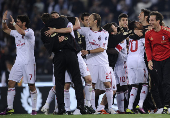 以反蹲和拉 以反蹲和拉