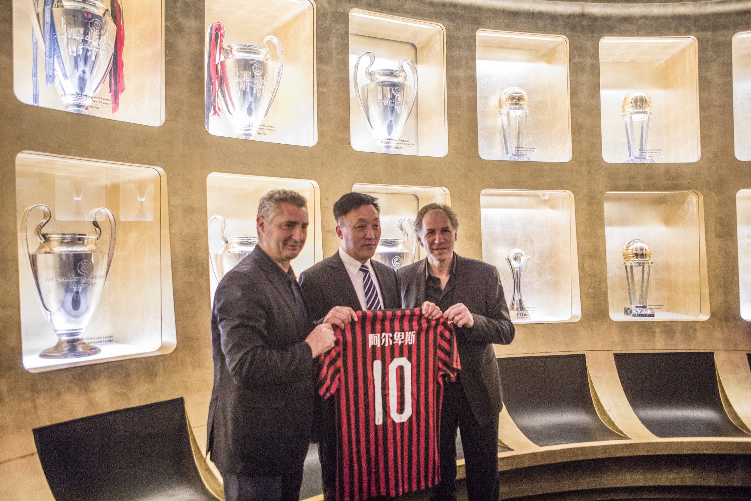 案例视角 案例视角